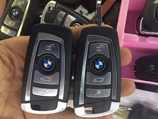 Làm chìa khóa xe BMW